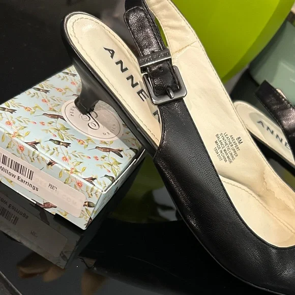 Anne Klein Black Pointed Toe Slingback kitten Heels.  Worn a couple of times. - Picture 3 of 7